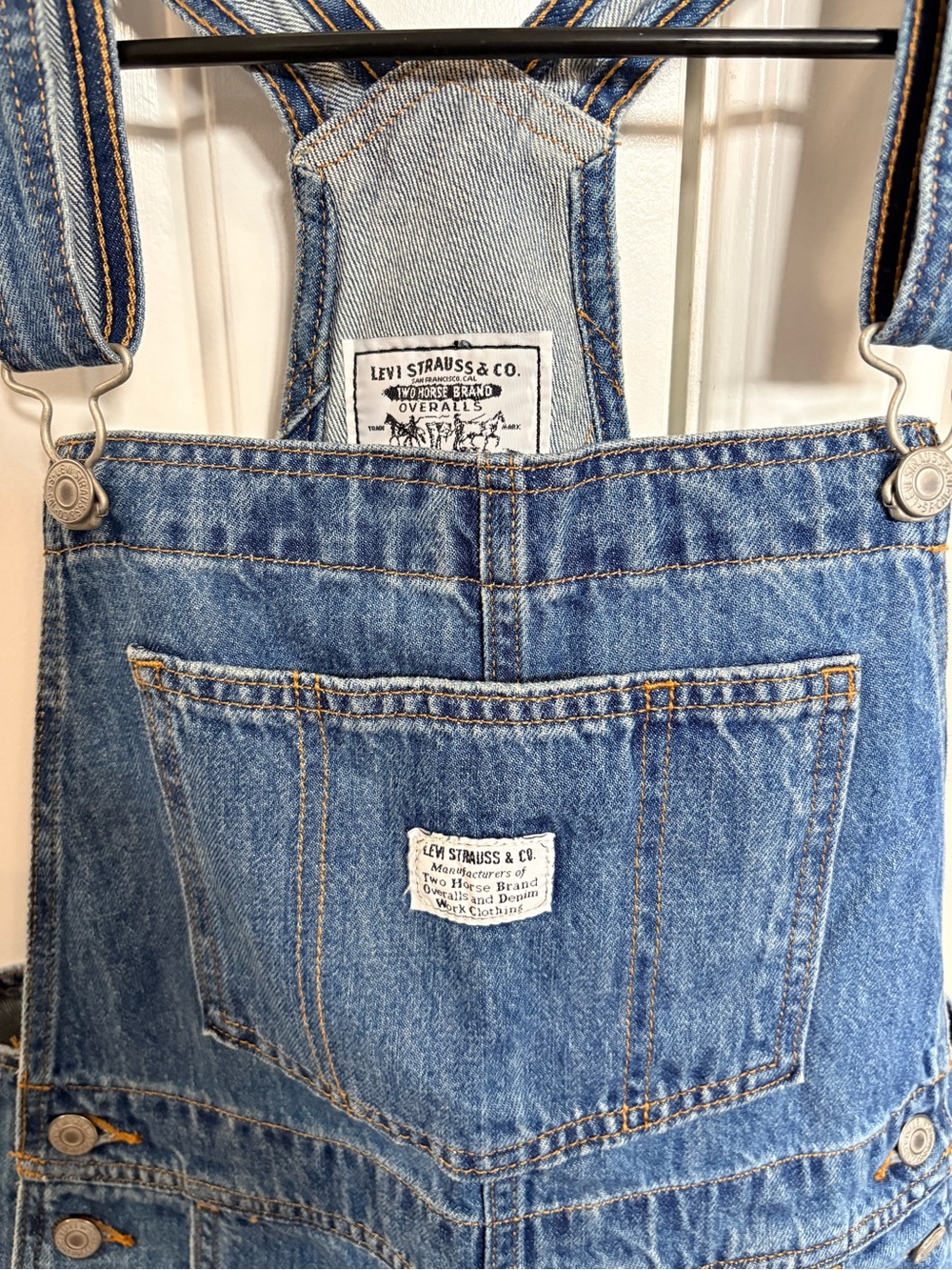 Levi’s Overalls - Picture 4 of 6